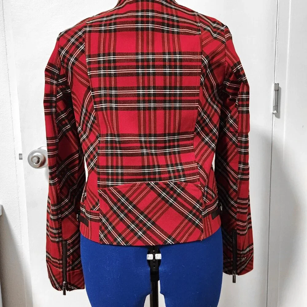 Red and black plaid crop jacket NWT - Picture 2 of 2